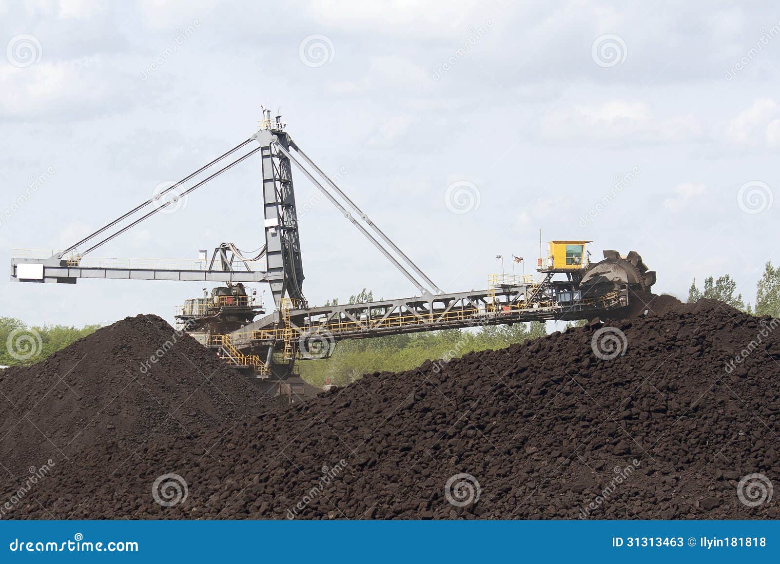 Rotary excavator stock image. Image of industrial, conveyor 31313463