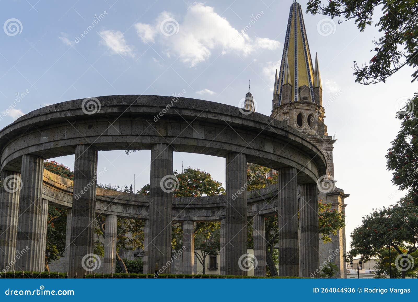 the rotunda rotonda de los jaliscienses ilustres in hidalgo street. it honors the memory