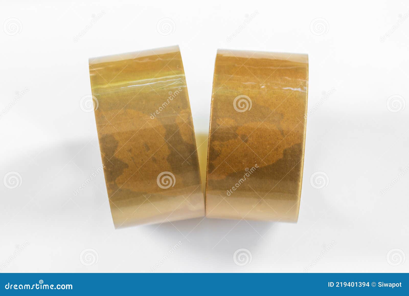 Rouleau Scotch Brun Sur Fond Blanc Photo stock - Image du colis