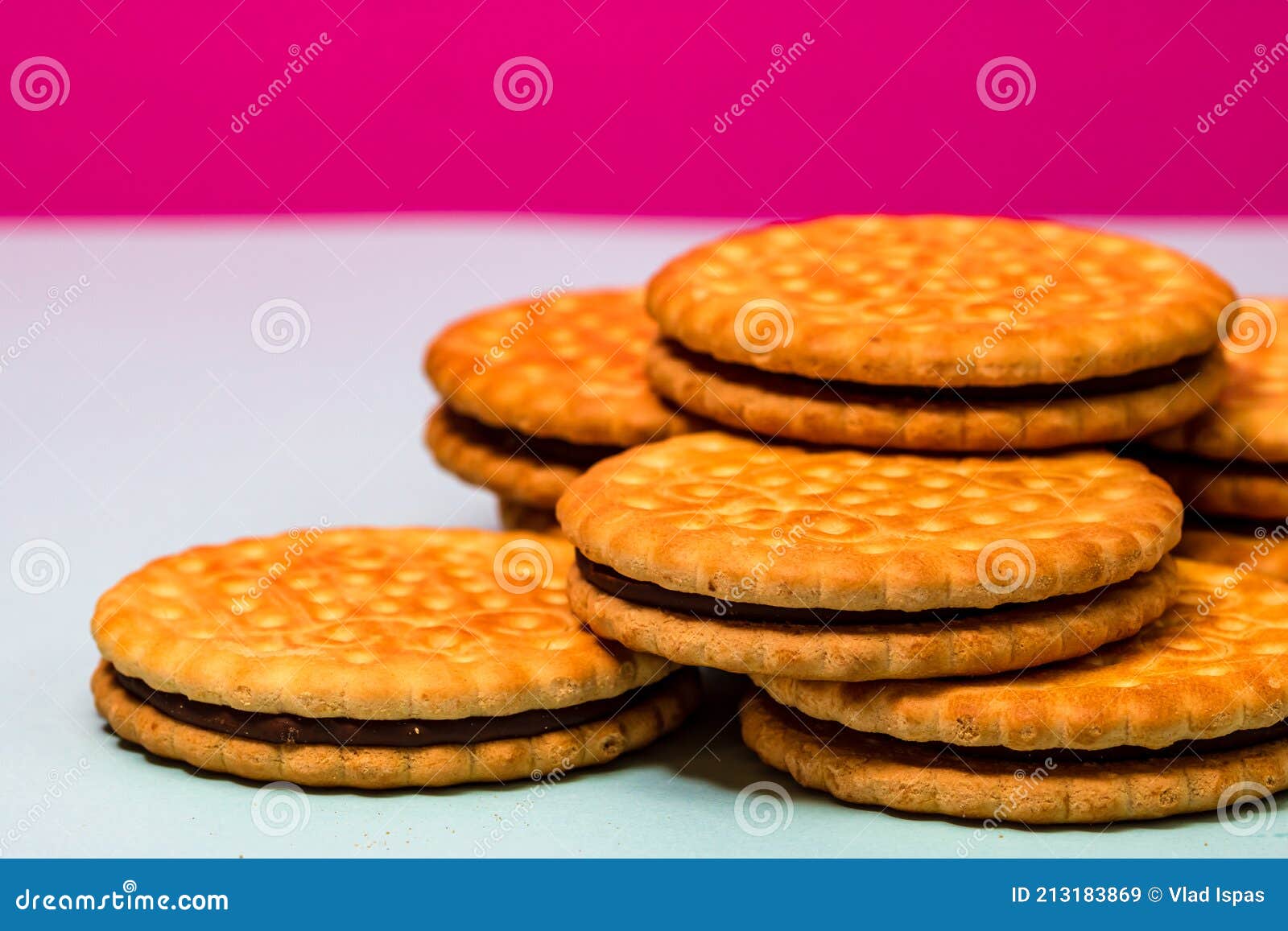 Round Biscuits with Chocolate Cream, Sandwich Biscuits with Chocolate