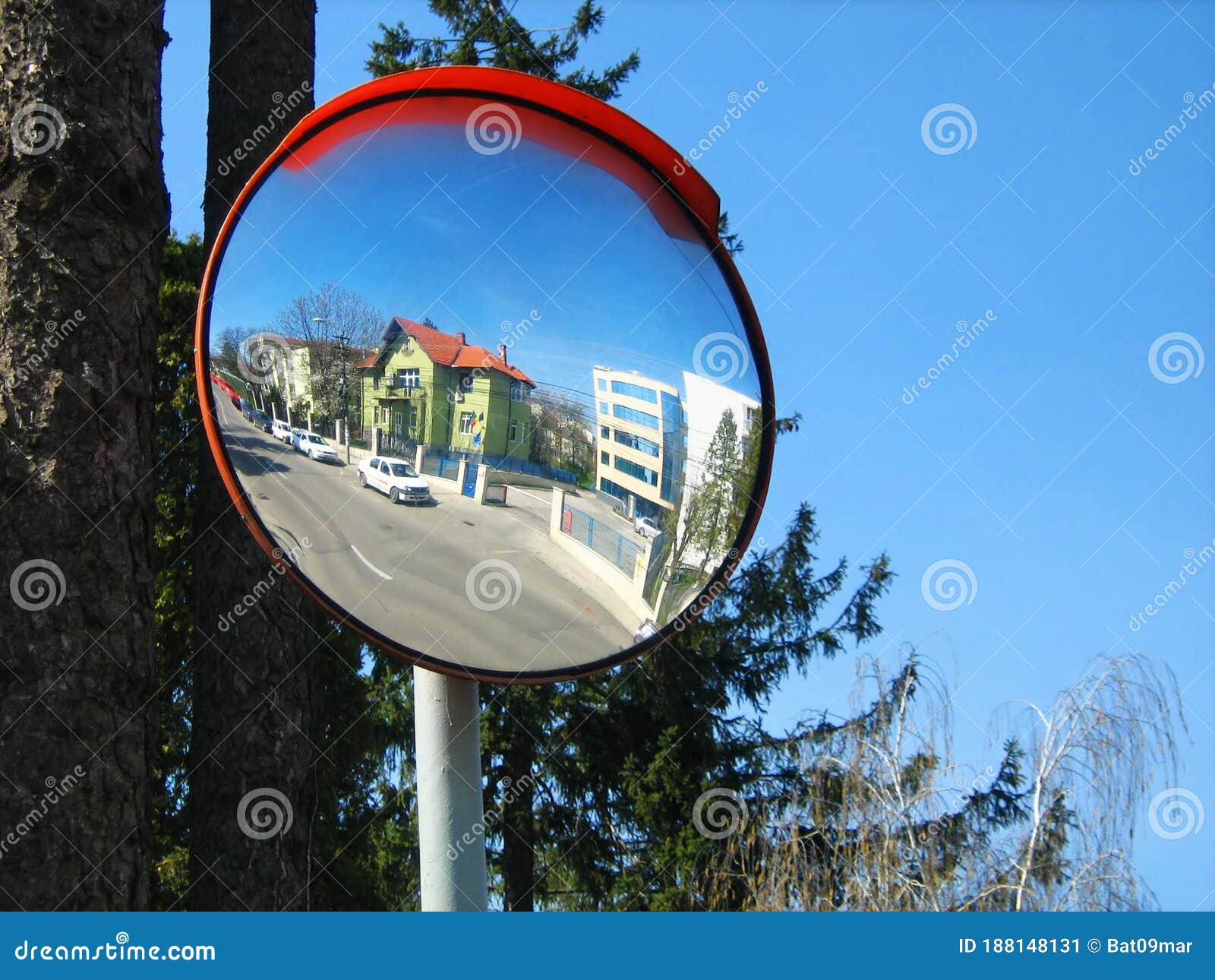 Driveway Mirrors & Traffic Mirrors