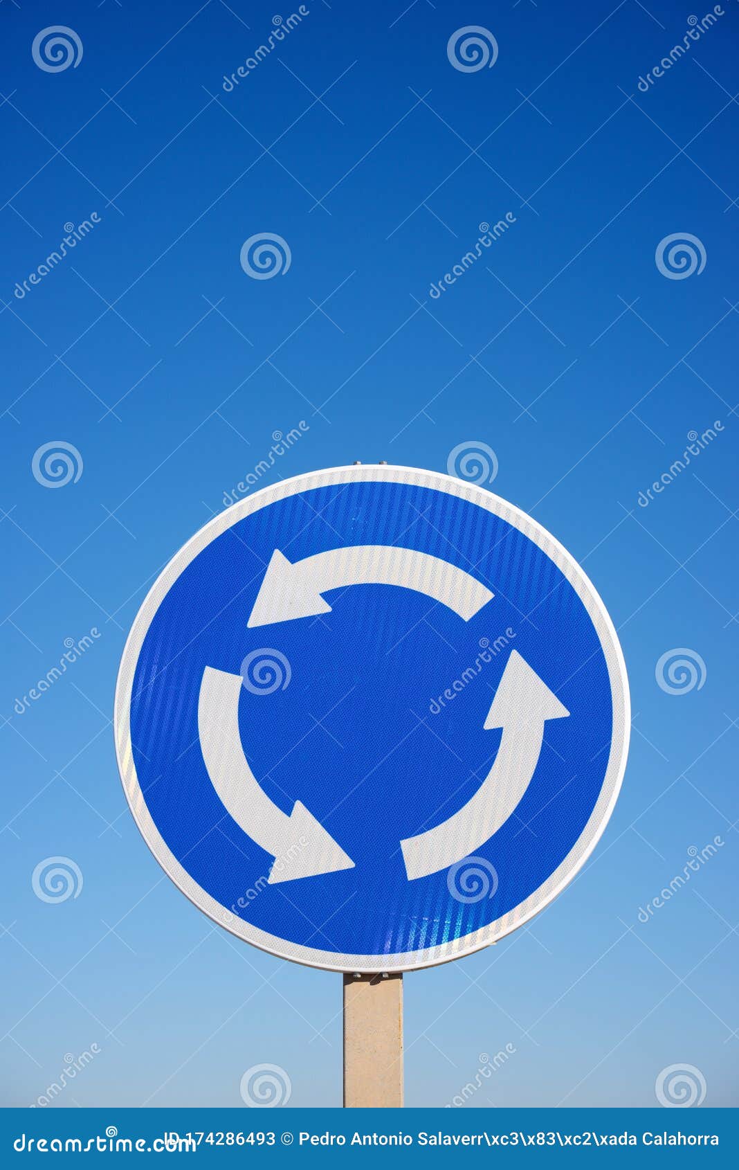 Roundabout traffic sign stock image. Image of isolated 174286493