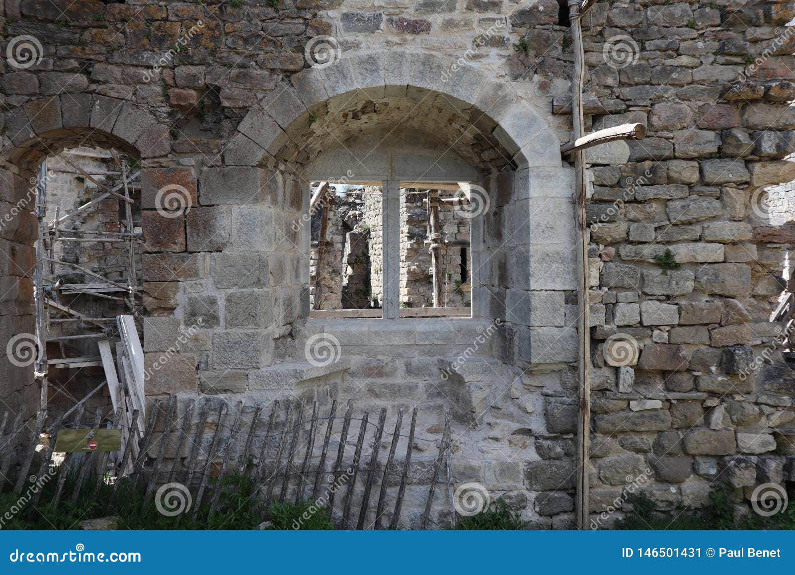 rounded double medieval castel windows
