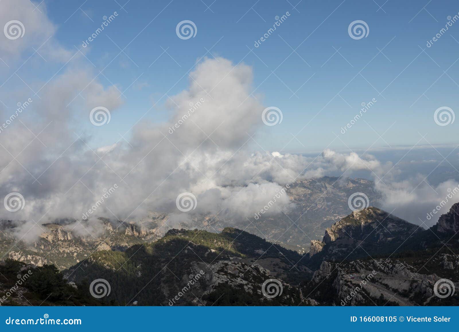 route through the mont caro of tarragona