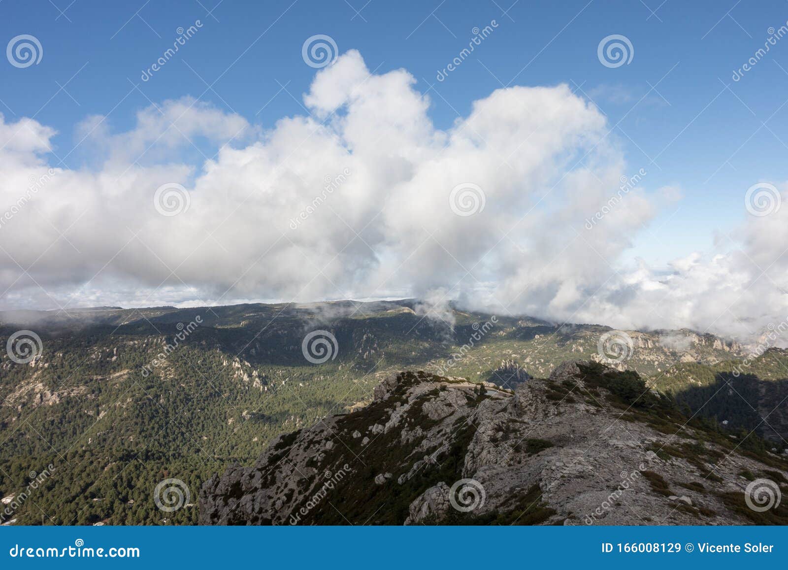 route through the mont caro of tarragona