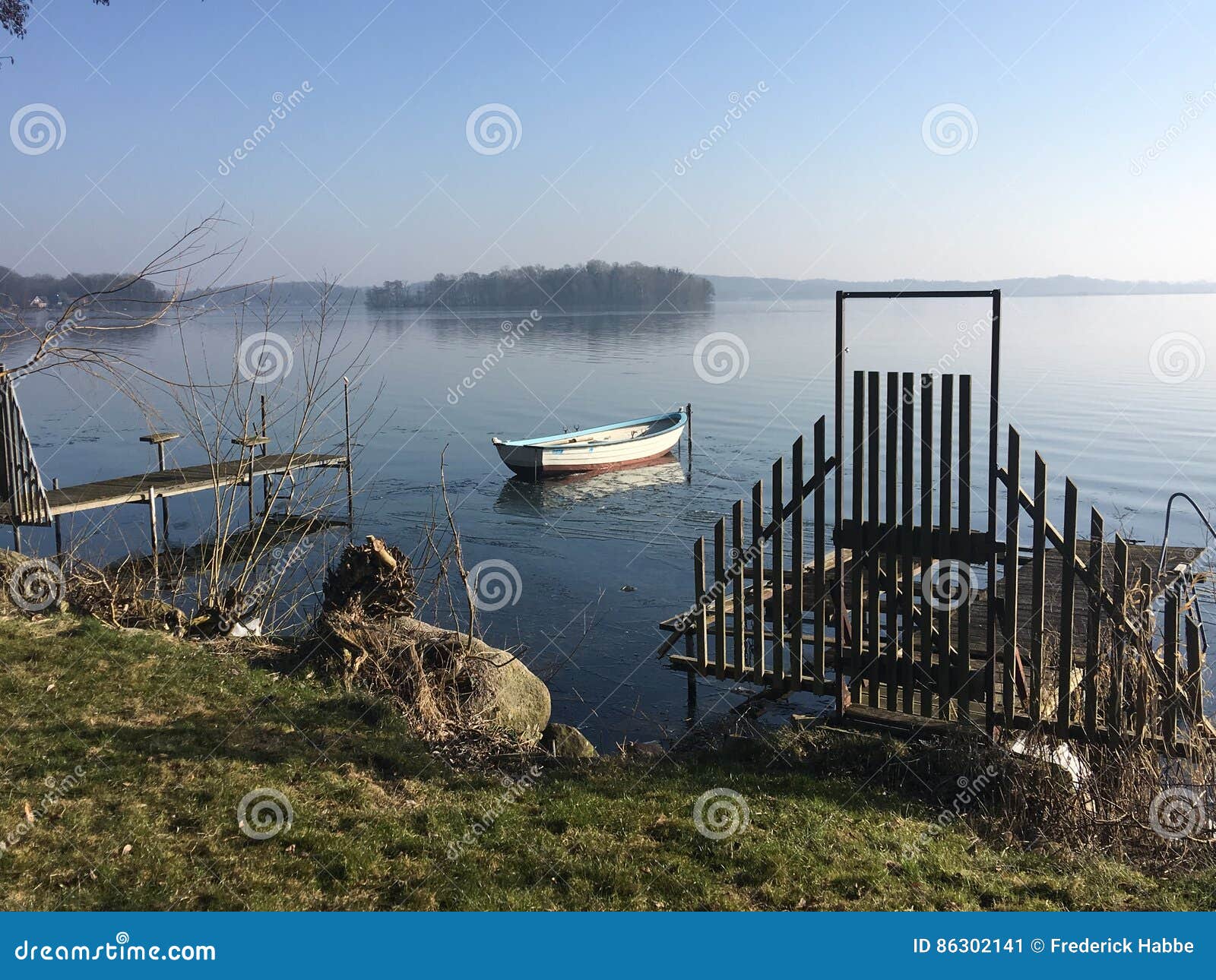 row boat on plÃÂ¶ner see lake plÃÂ¶n