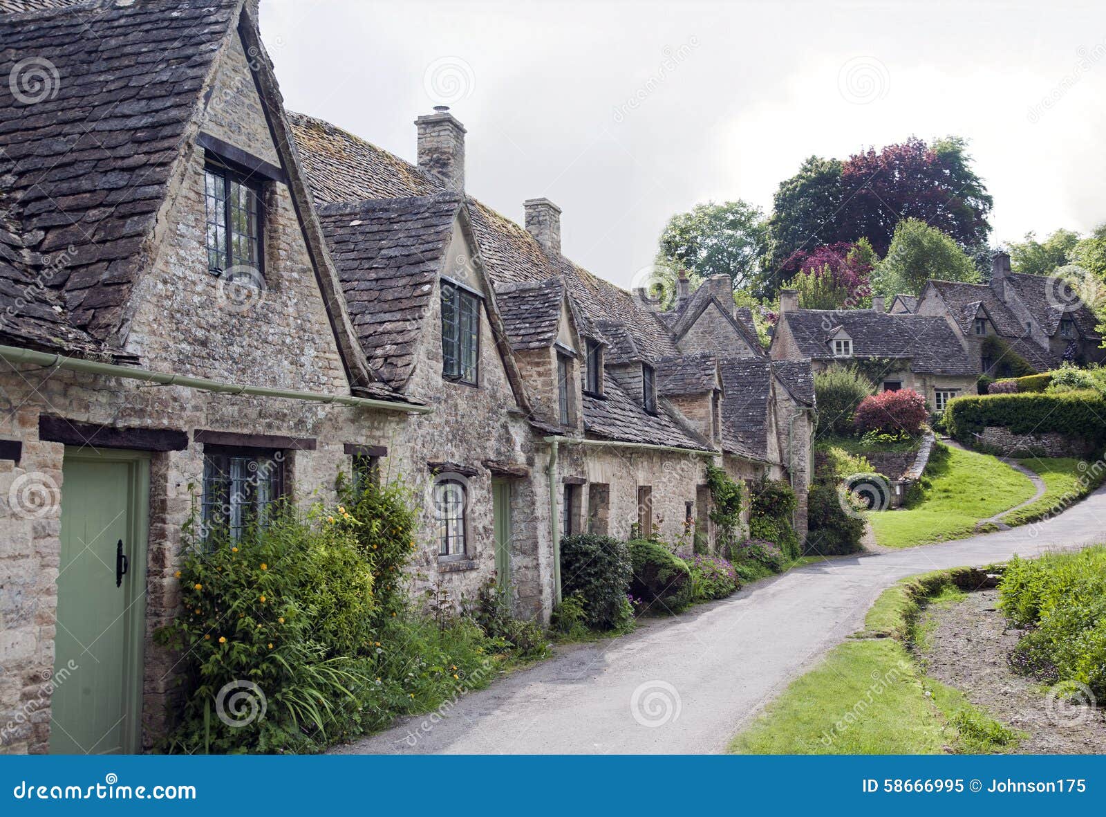 Row Of Old English Country Cottages Stock Image Image Of