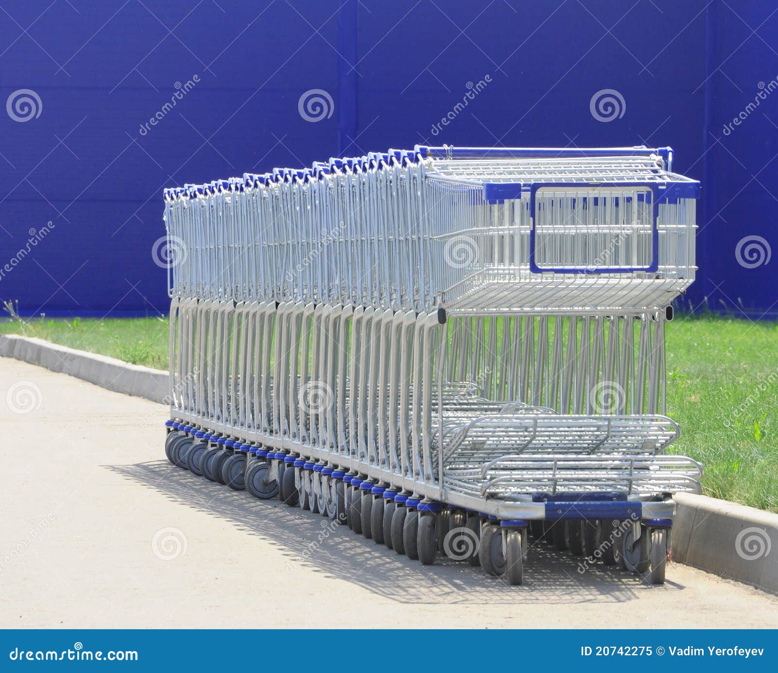 Row of White Shopping Carts Stock Image Image of carry, carriages 20742275