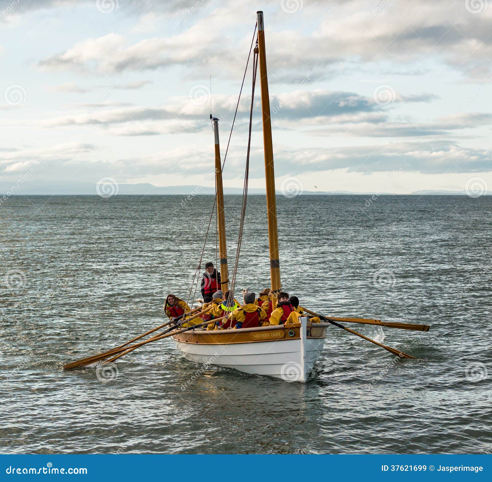 Rowing into the Harbour editorial stock image. Image of leisure 37621699