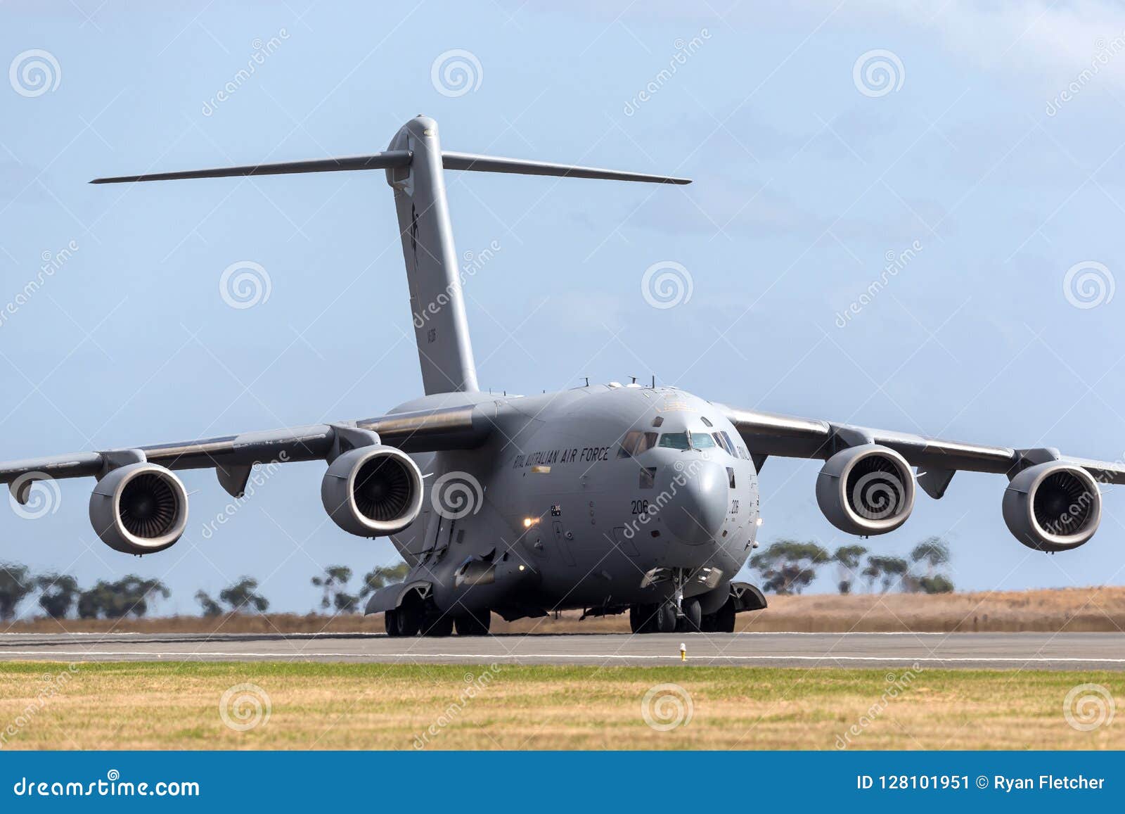 biggest military cargo plane