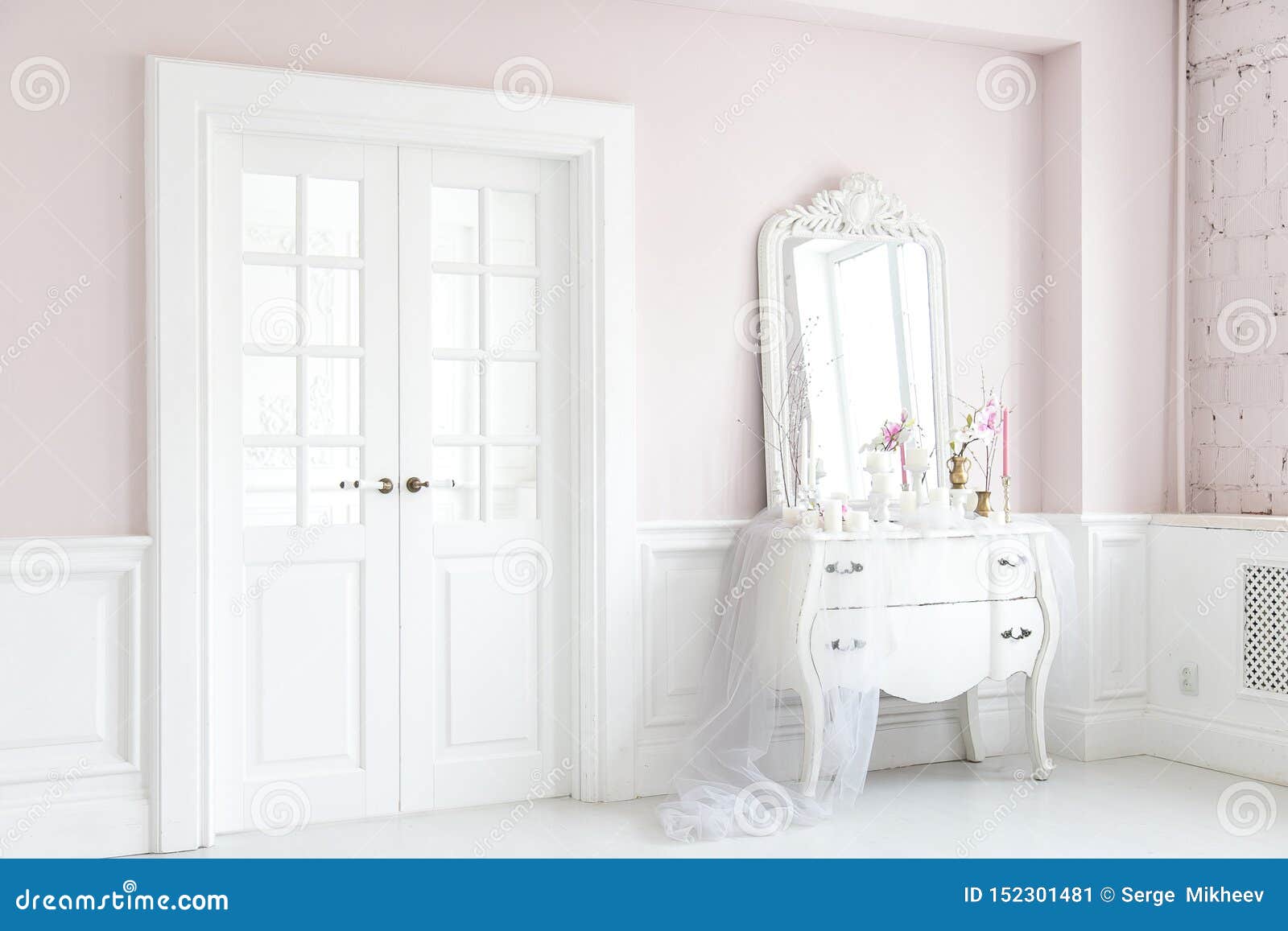 Royal Bedroom Place For Make Up Girls Elegant White Dressing