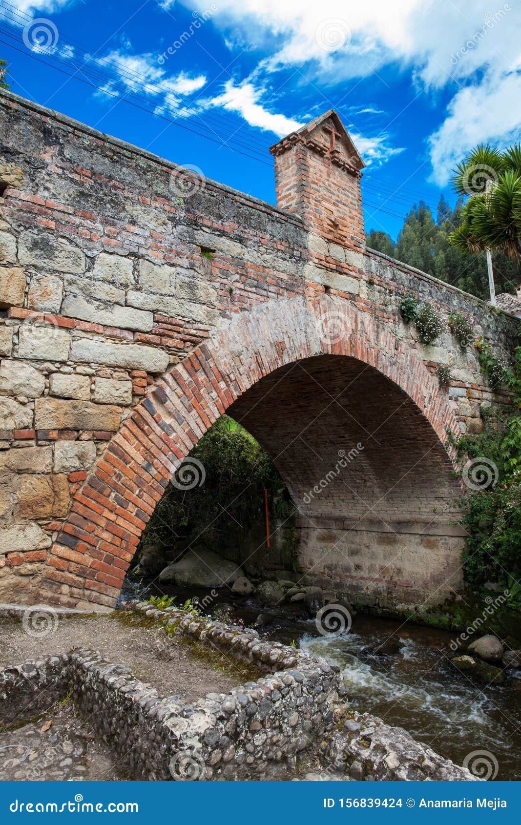 royal bridge of calicanto at the beautiful small town of mongui in colombia