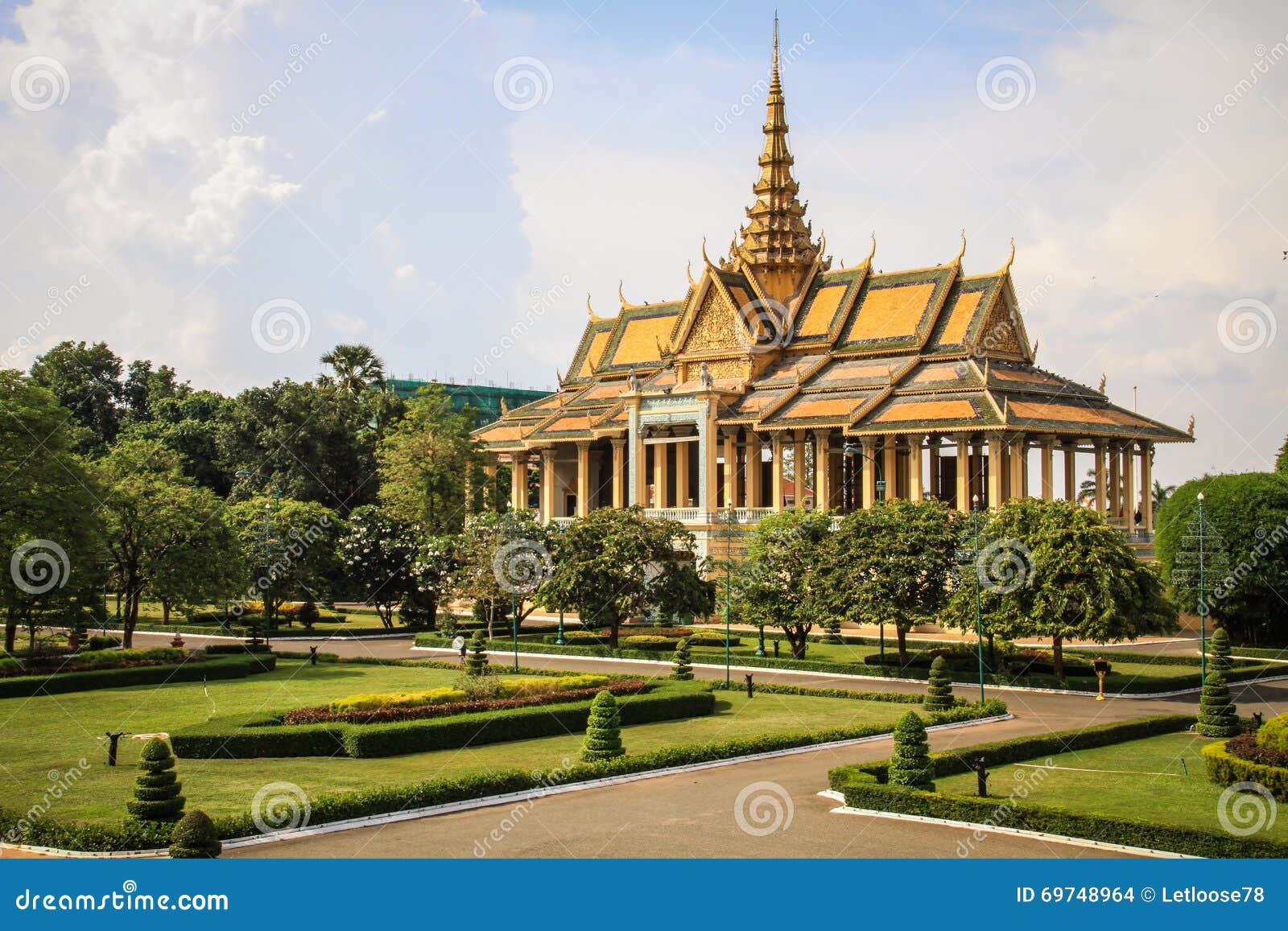 royal palace, phnom penh, cambodia