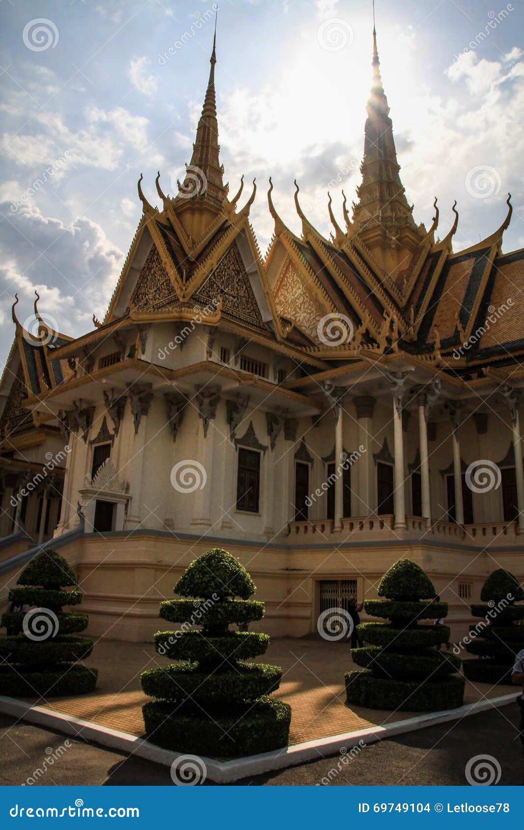 royal palace, phnom penh, cambodia