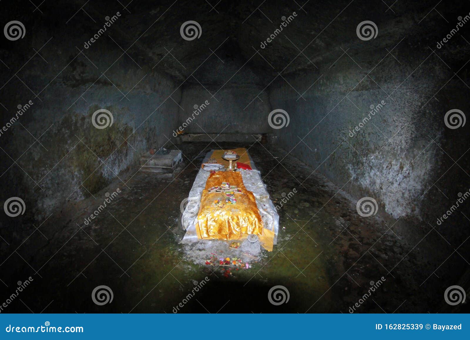 royal tombs in gunung kawi temple