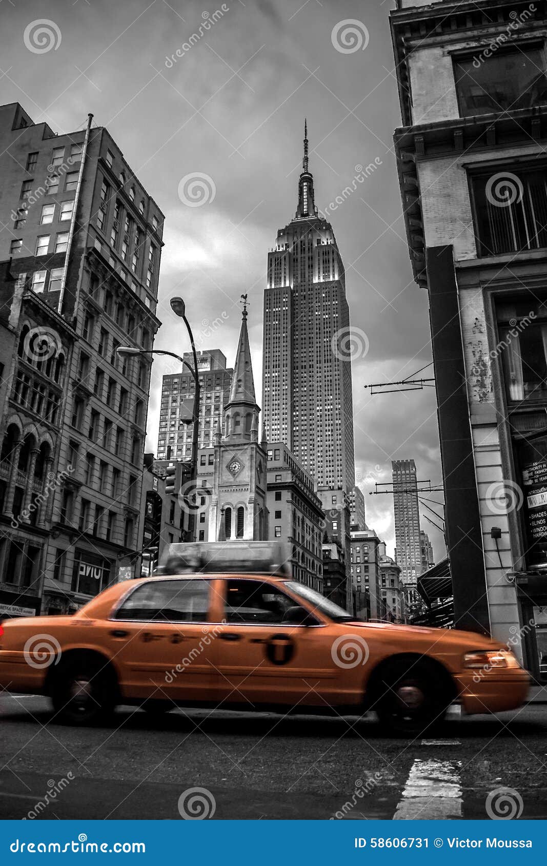 Rua Em Nova Iorque Ao Anoitecer Foto Editorial - Imagem de americano,  manhattan: 58606731, image size:1067x1690
