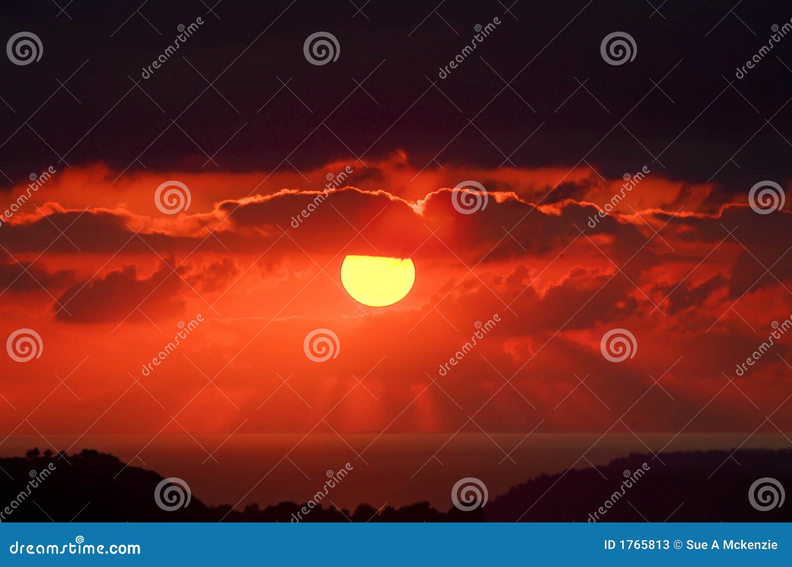 Ruby Sunset Over Ocean Sun Beams Stock Image - Image of coas