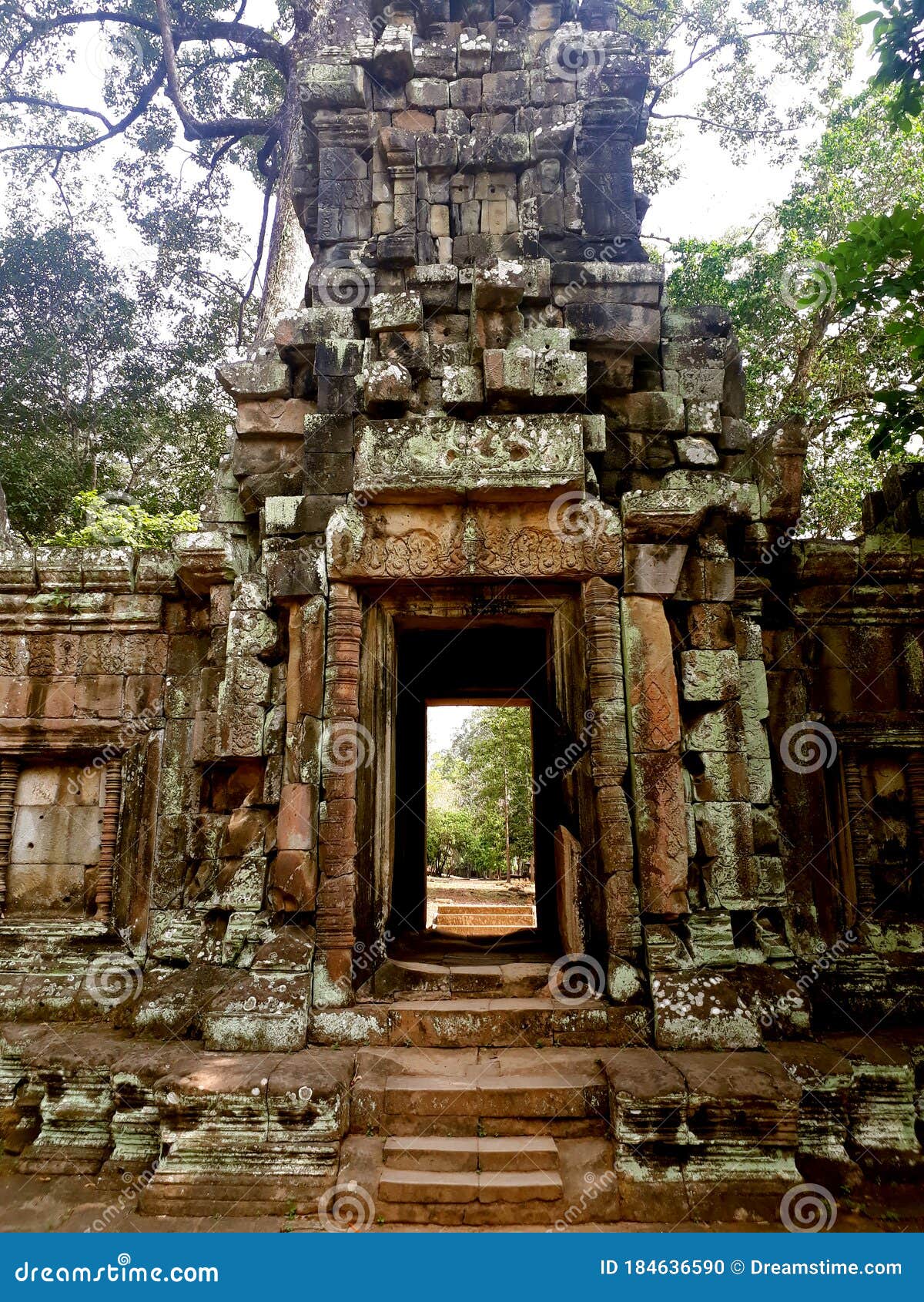 ruined monument in angkor