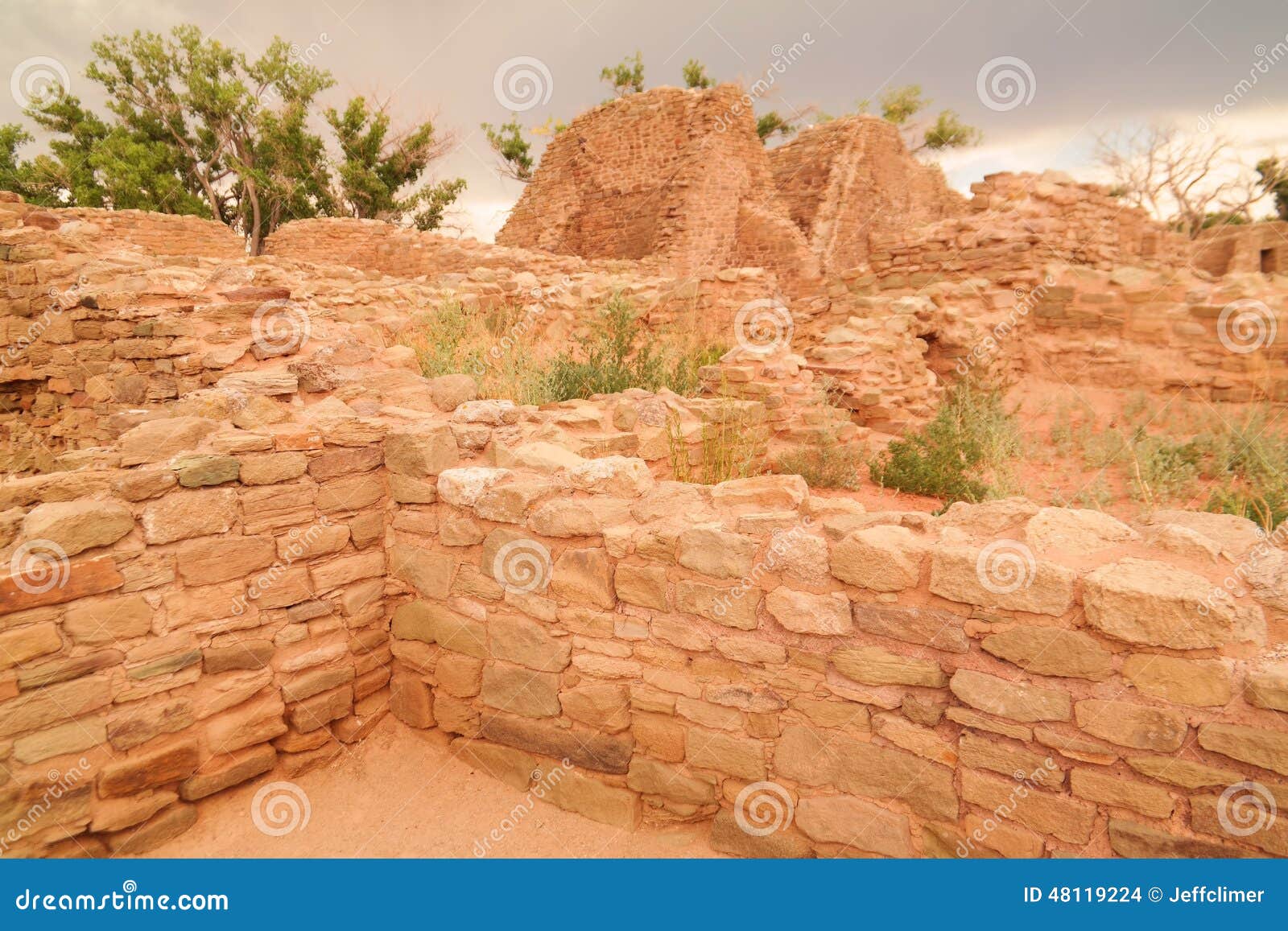Ruins in Aztec New Mexico stock photo. Image of anasazzi 48119224