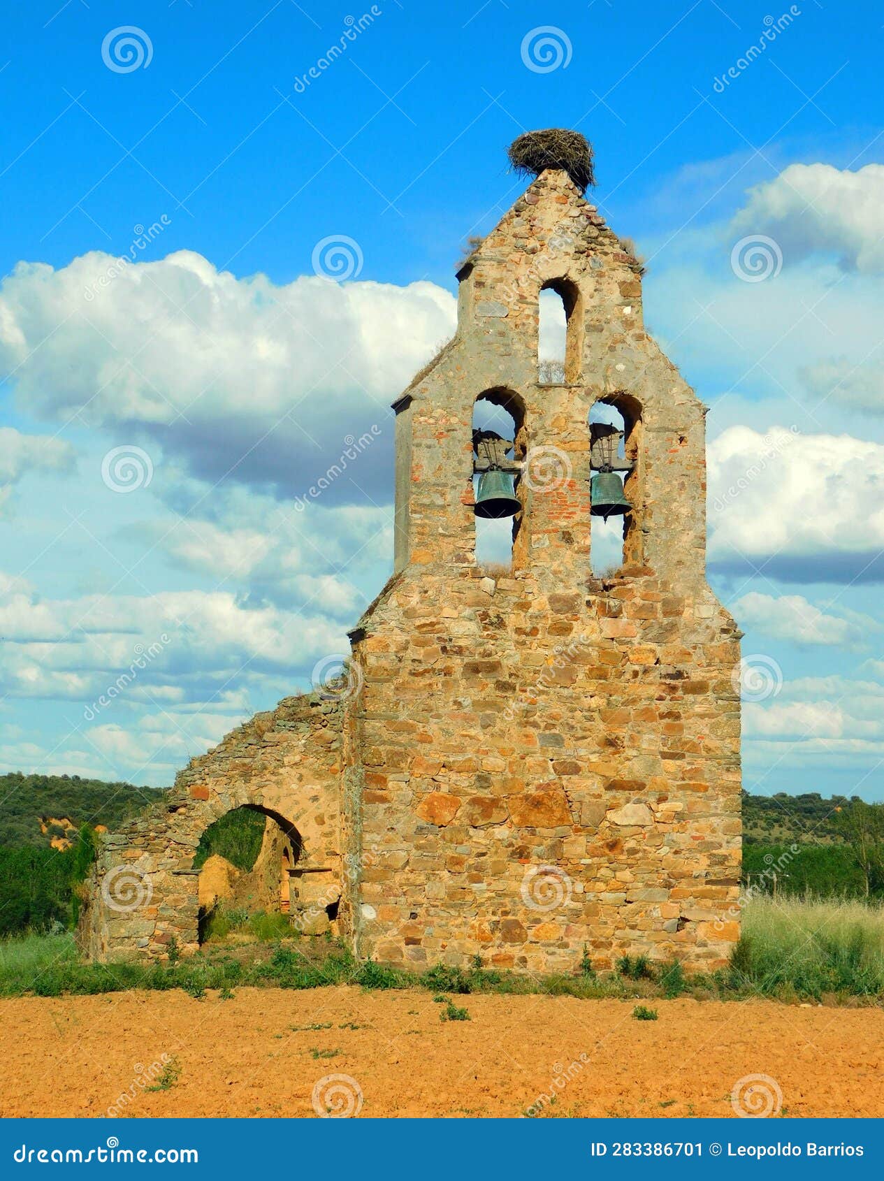 ruins of a ancient church in zamora province