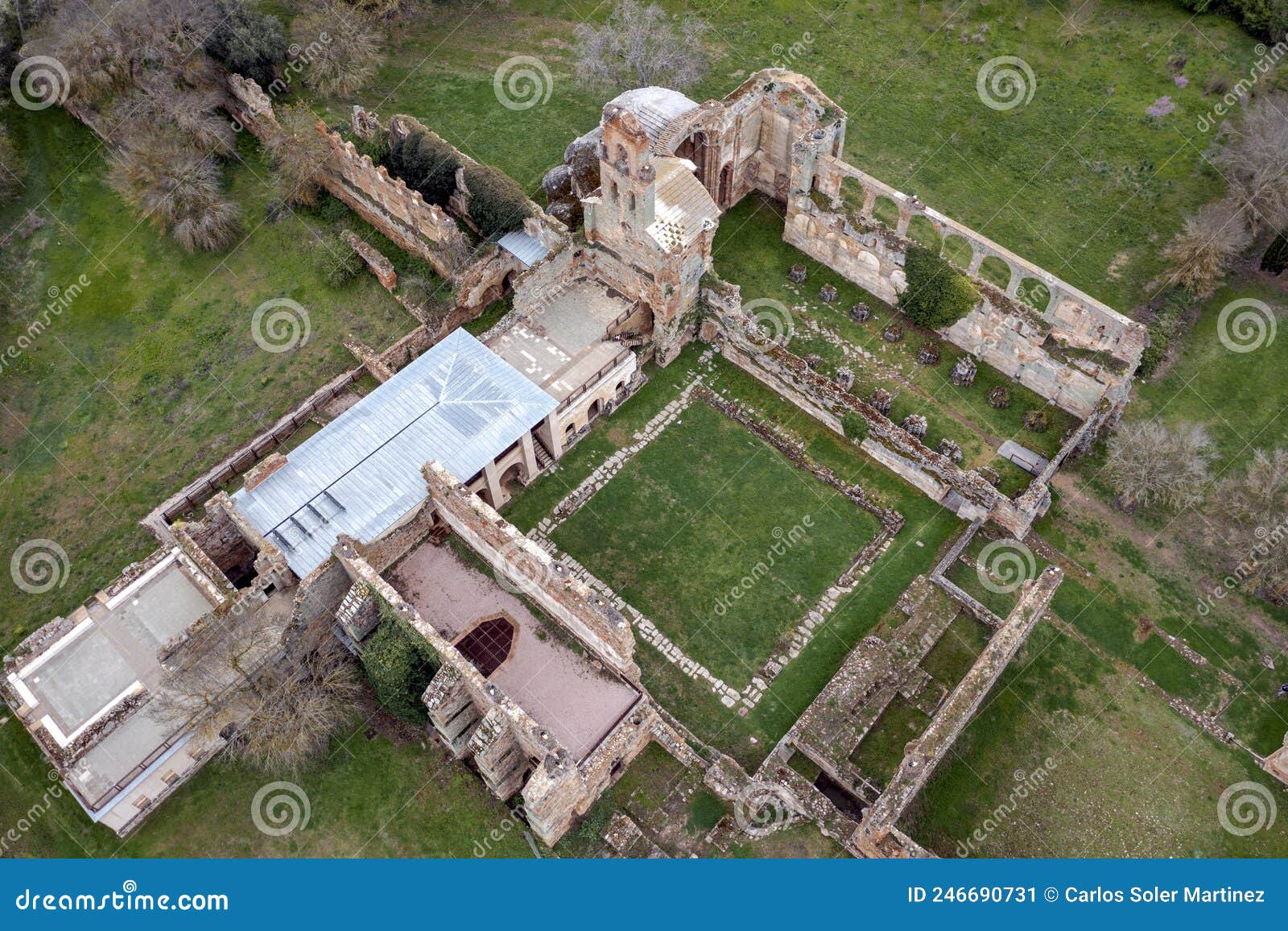ruins of the cistercian monastery of santa maria de moreruela, zamora spain
