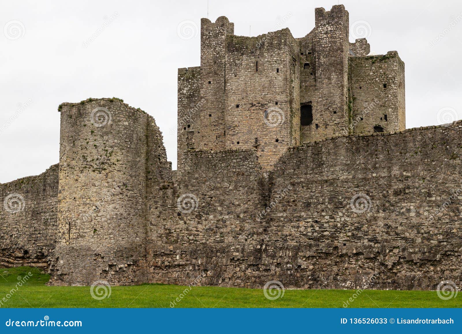 Ruins of Trim castle stock image. Image of ireland, beautiful 136526033