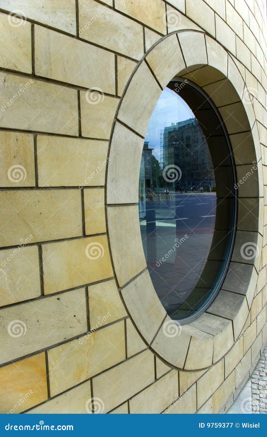 Rundes Fenster stockbild. Bild von kreis, widergespiegelt
