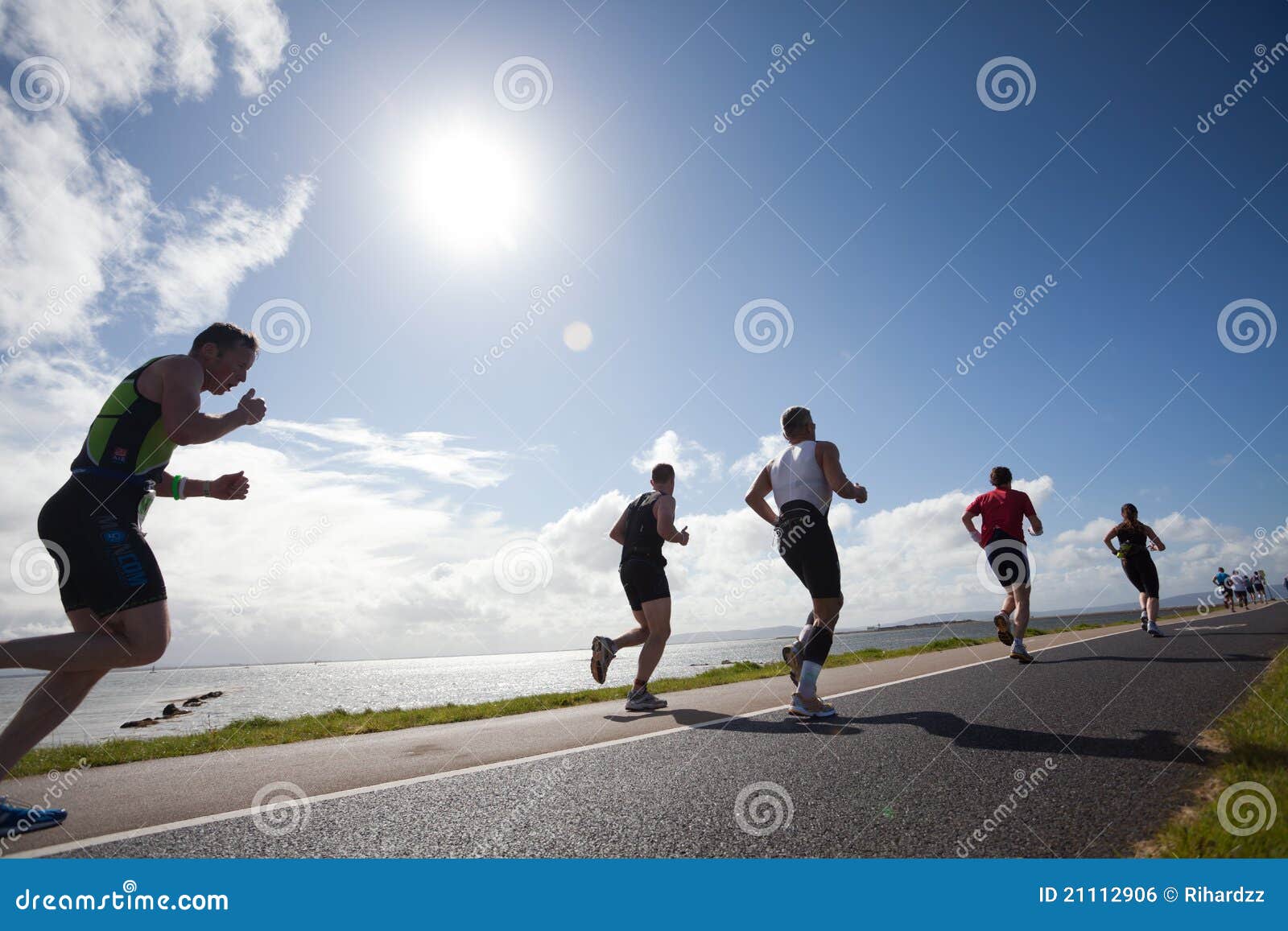 Runners, triathlon editorial photo. Image of marathon 21112906