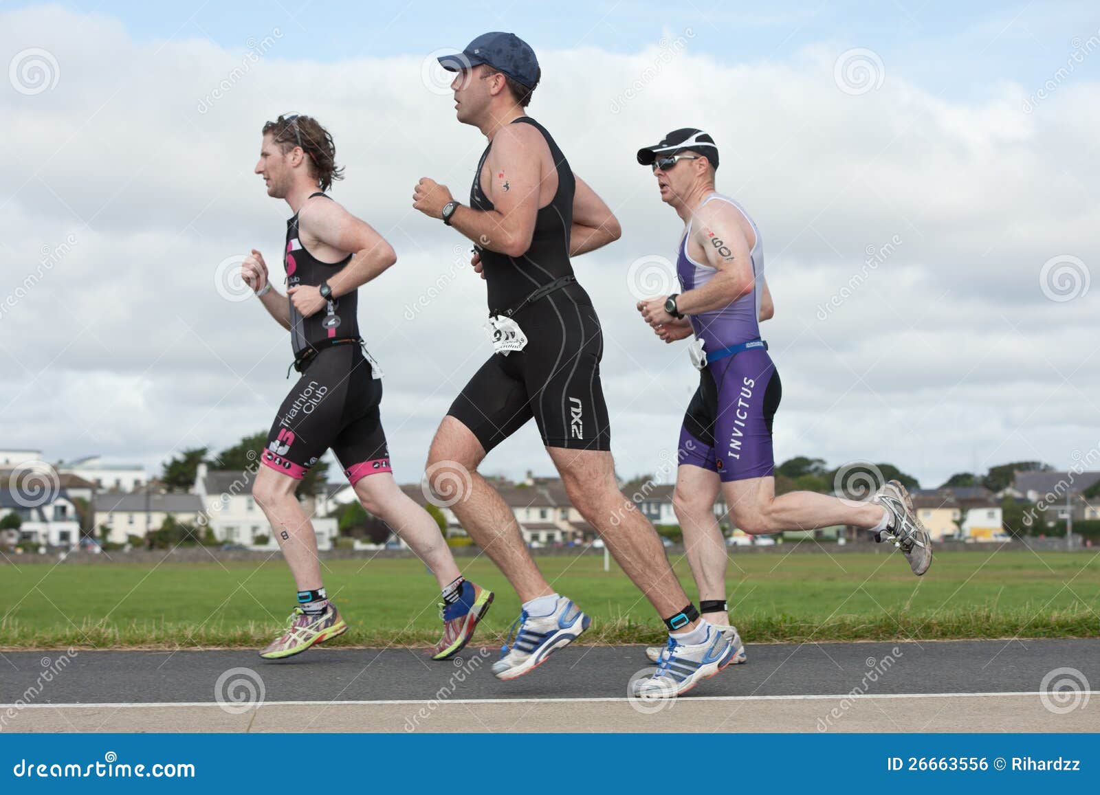Runners, triathlon editorial photo. Image of challenge 26663556