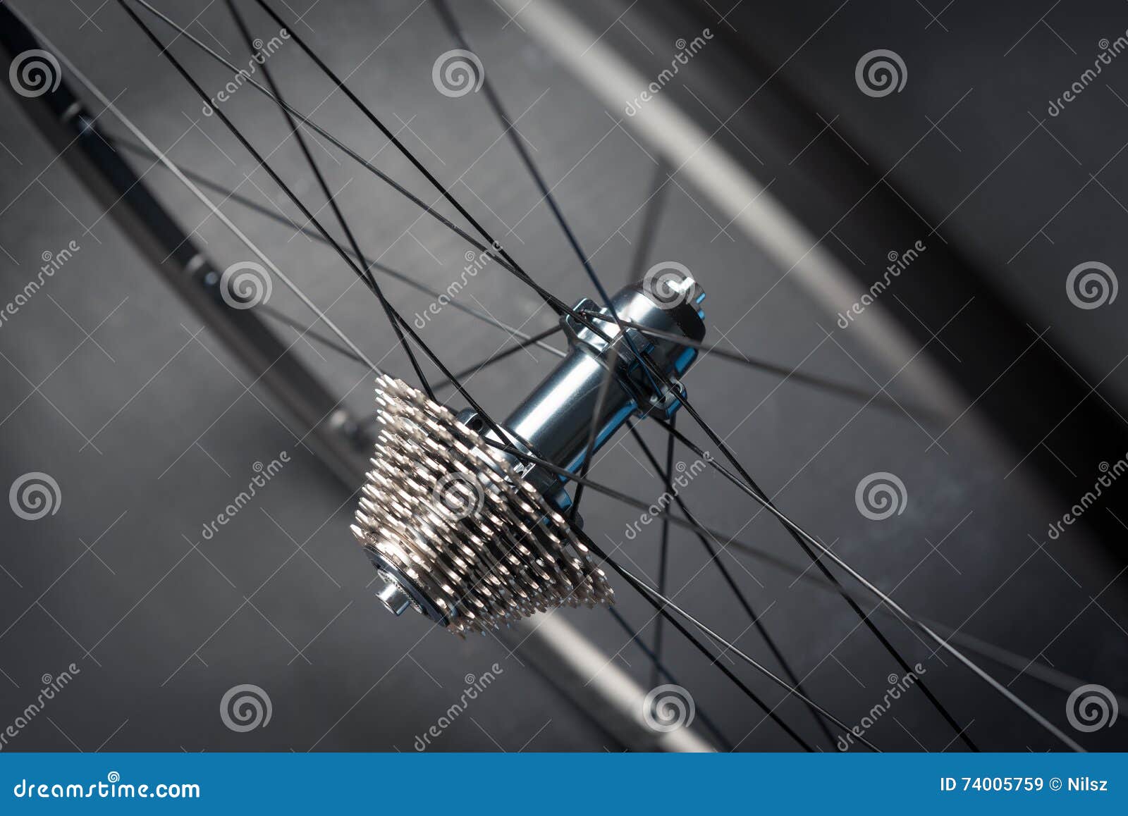 Shimano Mozzo Posteriore FH-QC300 Con Bloccaggio Centrale A - Foto 10