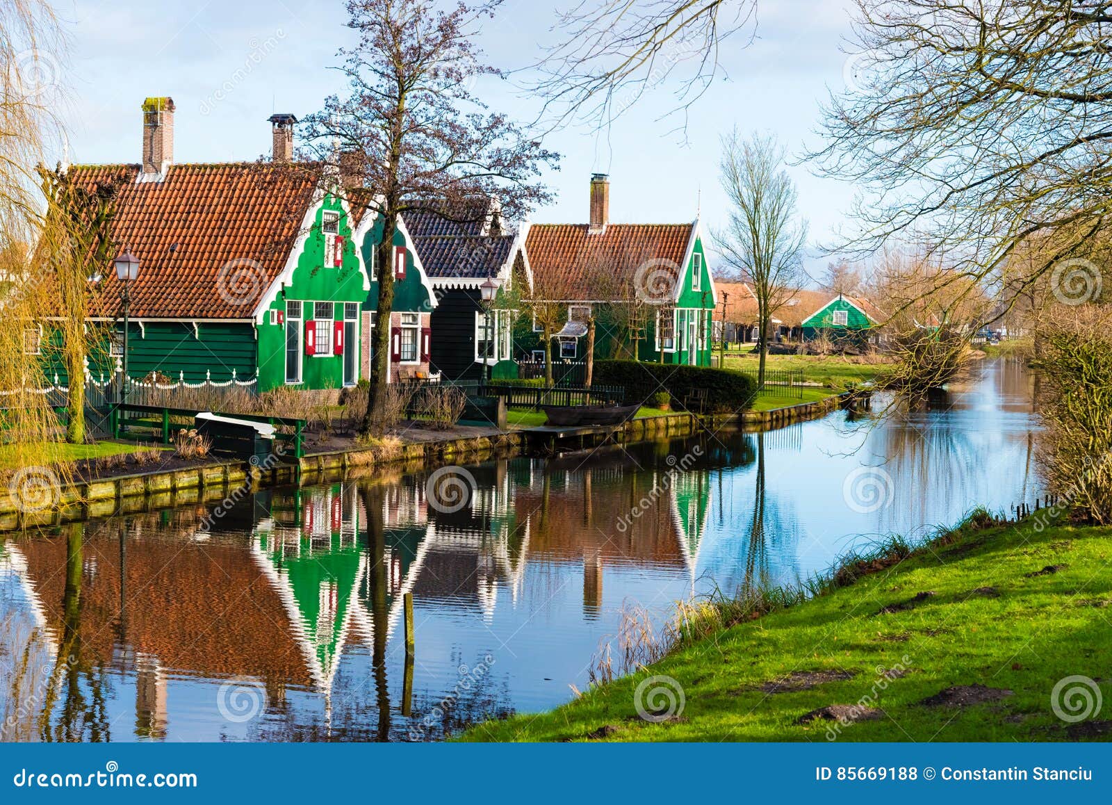 Rural Dutch Scenery in Zaanse Schans Village Editorial Stock Photo ...
