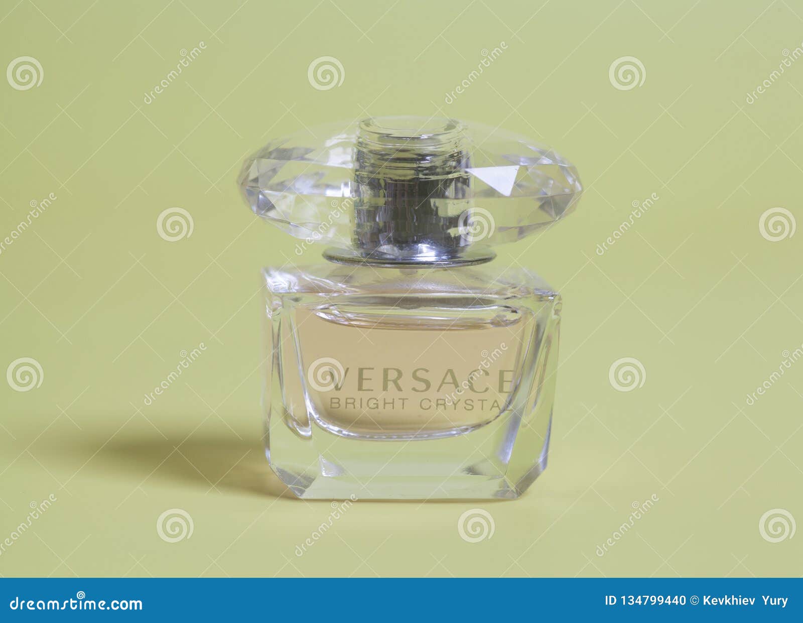 versace new perfume 2018