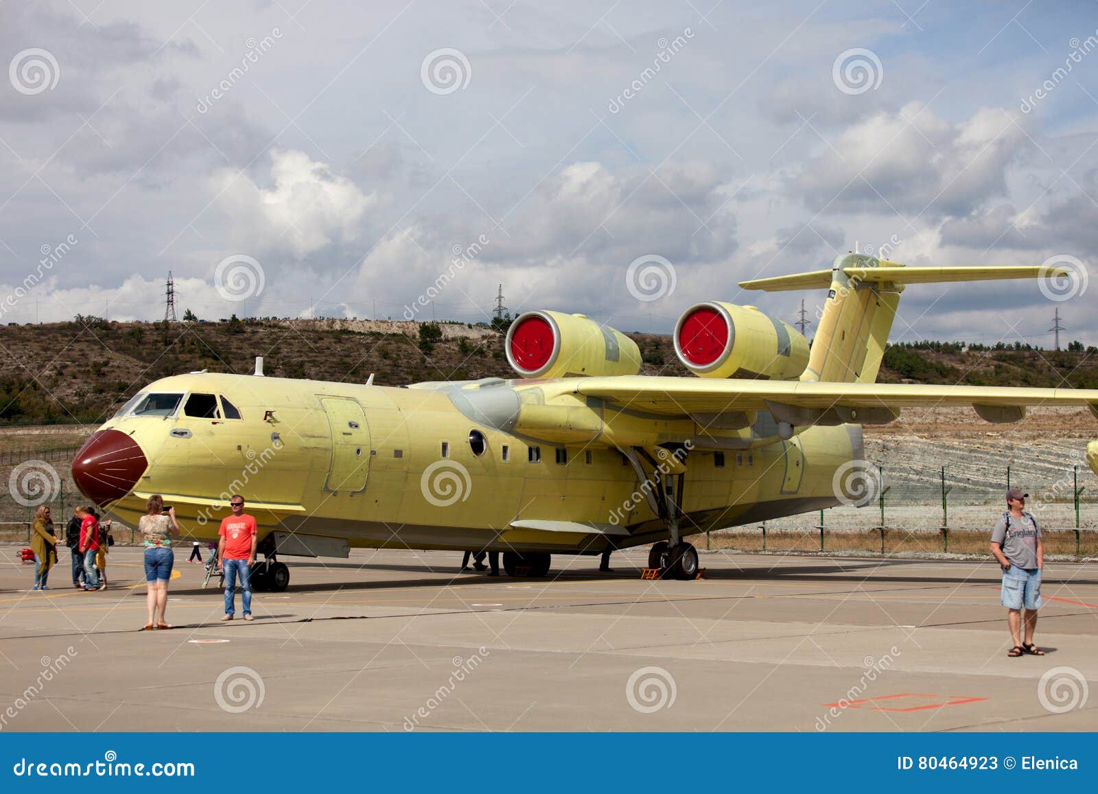 Multipurpose amphibious aircraft Be-200