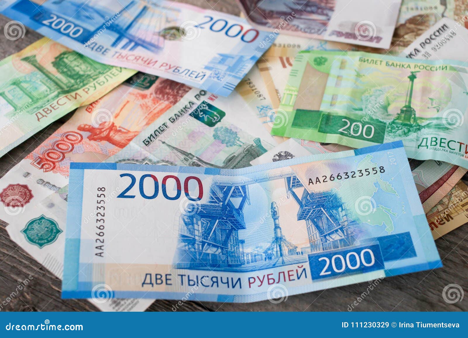 Russian Paper Money 1000 Rubles 2000 Rubles 5000 Rubles 200 Rubles russian-paper-money-1000-rubles-2000-rubles-5000-rubles-200-rubles