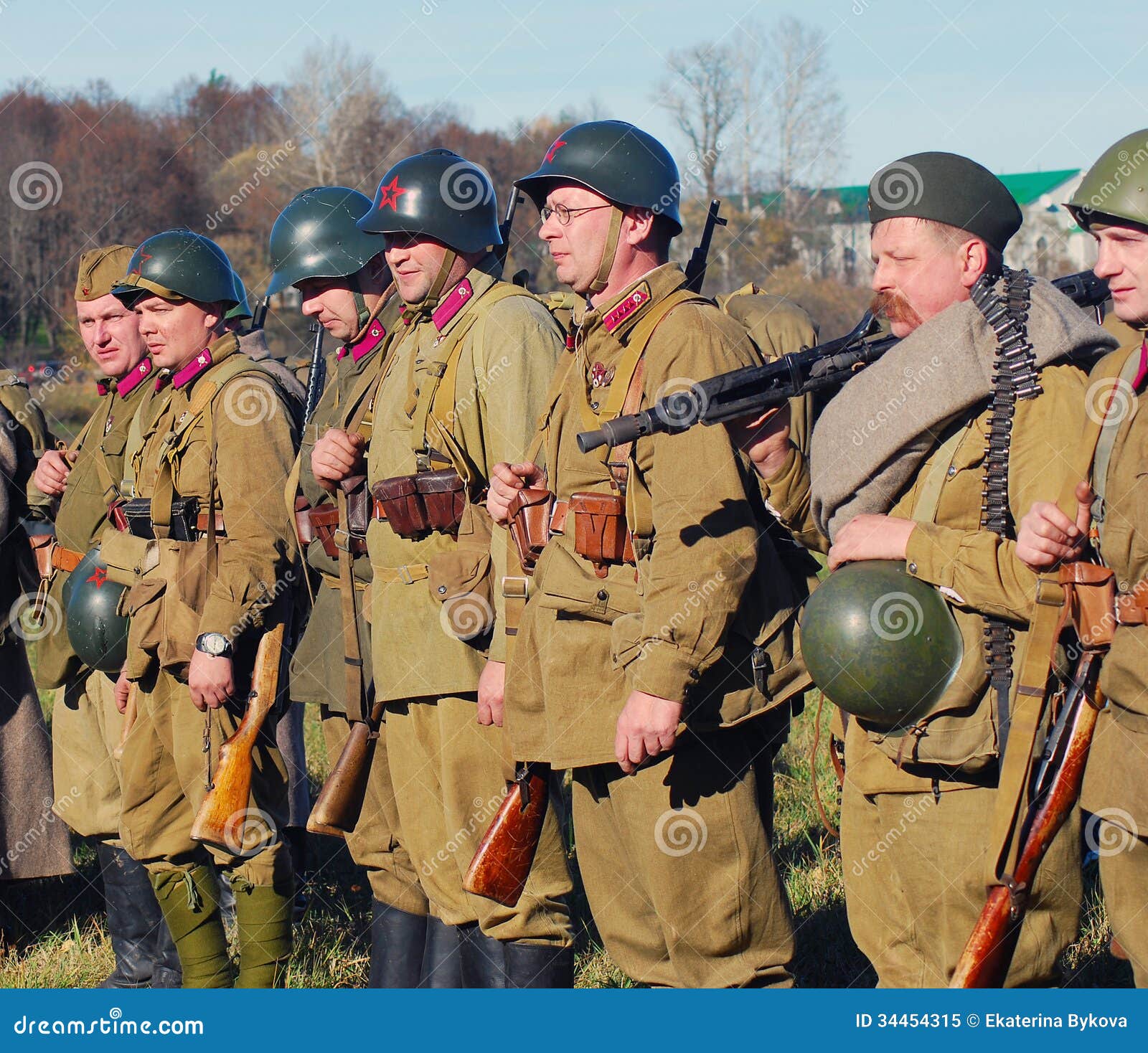 Russian Soldiers-reenactors Editorial Image - Image of living, conflict ...