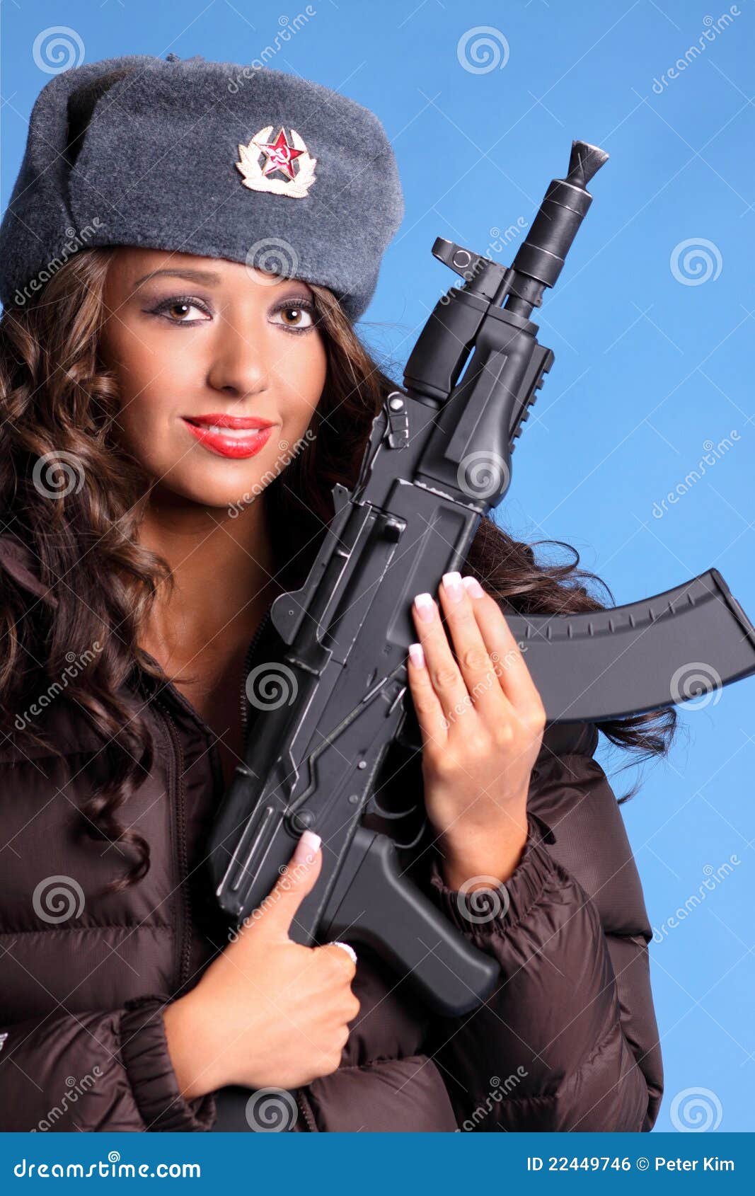 russian-woman-rifle-22449746.jpg