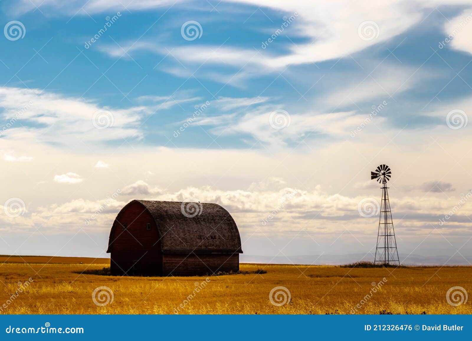Rustic Farm Buildings on the Prairies. Vulcan County, Alberta, Canada