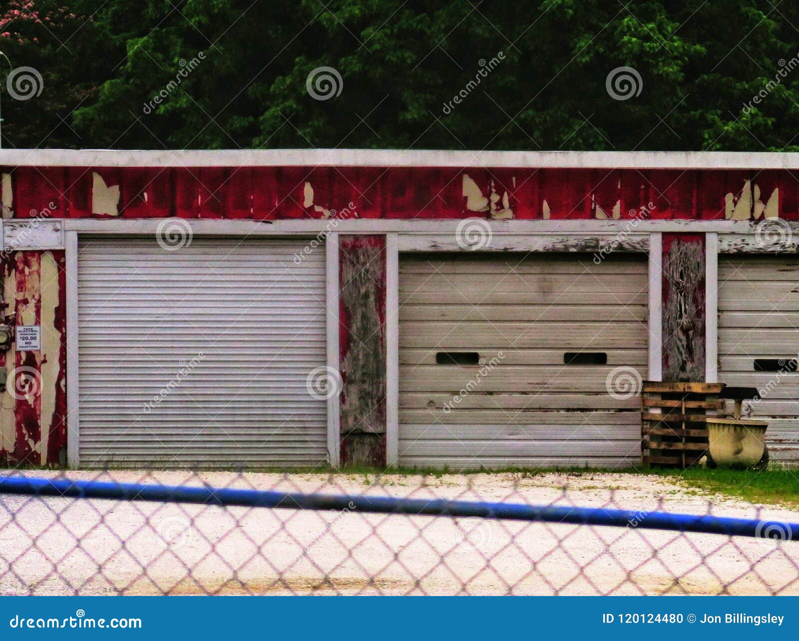 Unique Rust Garage Door Hard Side with Simple Decor