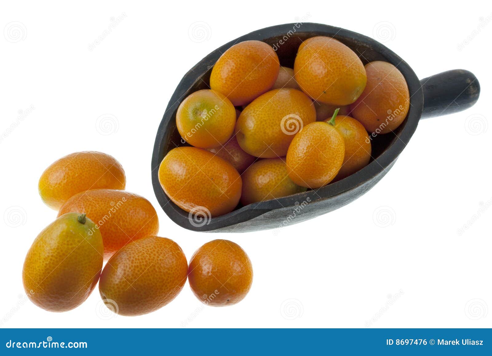Rustic scoop of kumquats stock photo. Image of rough, texture 8697476