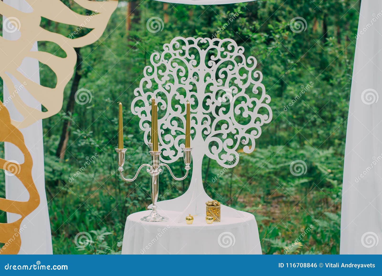 Rustic Wedding Photo Zone. Hand Made Wedding Decorations Includes Stock