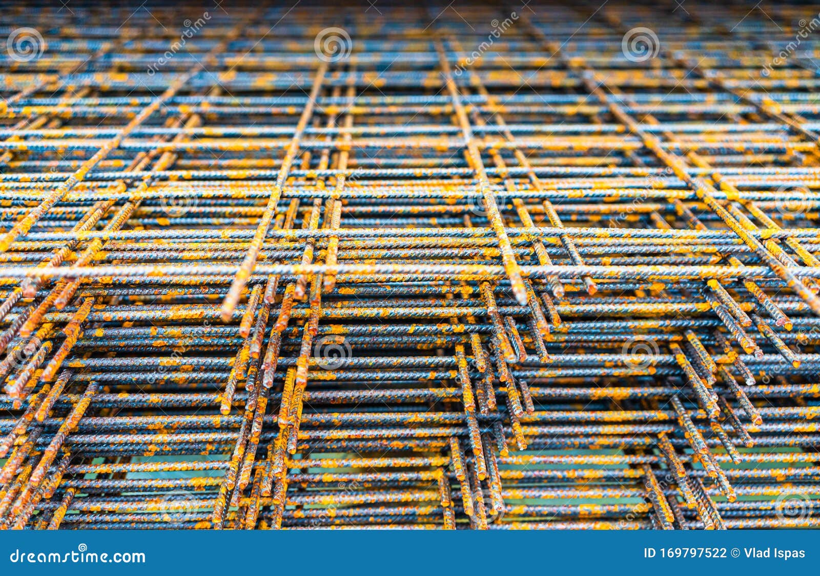 Steel Reinforcing Bars Rods With Periodic Profile, Laid Parallel To The