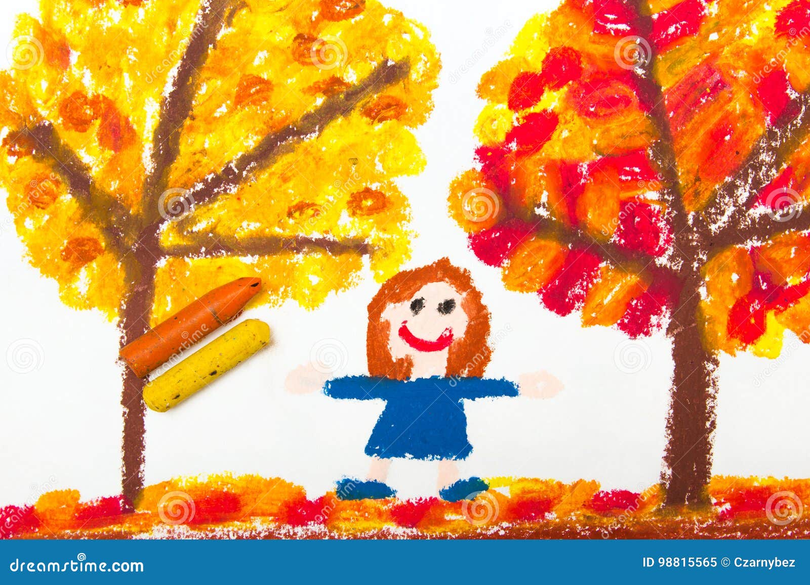 Rysować Jesieni Drzewa Z Liśćmi I Szczęśliwą Małą