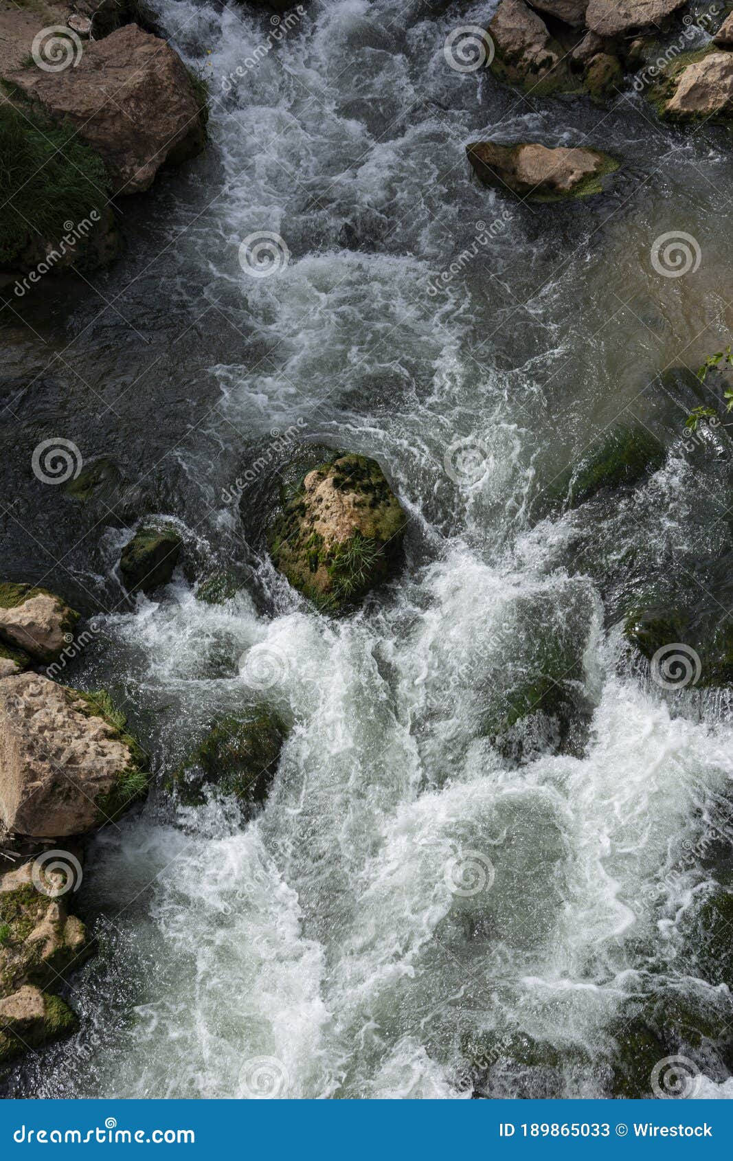 rÃÂ­o tÃÂºria despuÃÂ©s de las lluvias