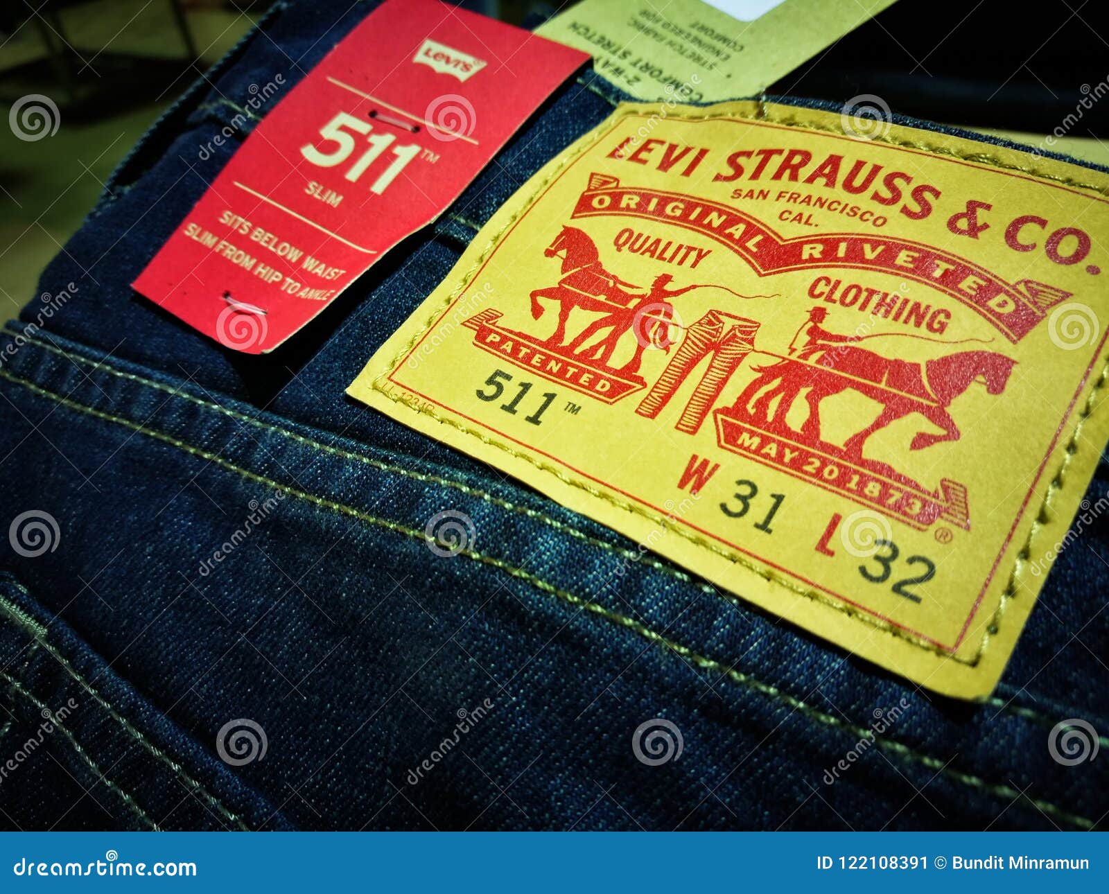 Купить Джинсы Левис Курск