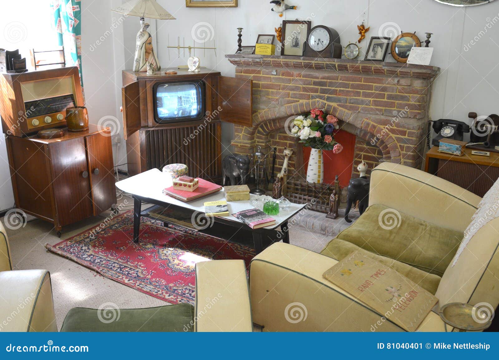 A 1940s 1950s Living Room With Vintage Furniture Editorial