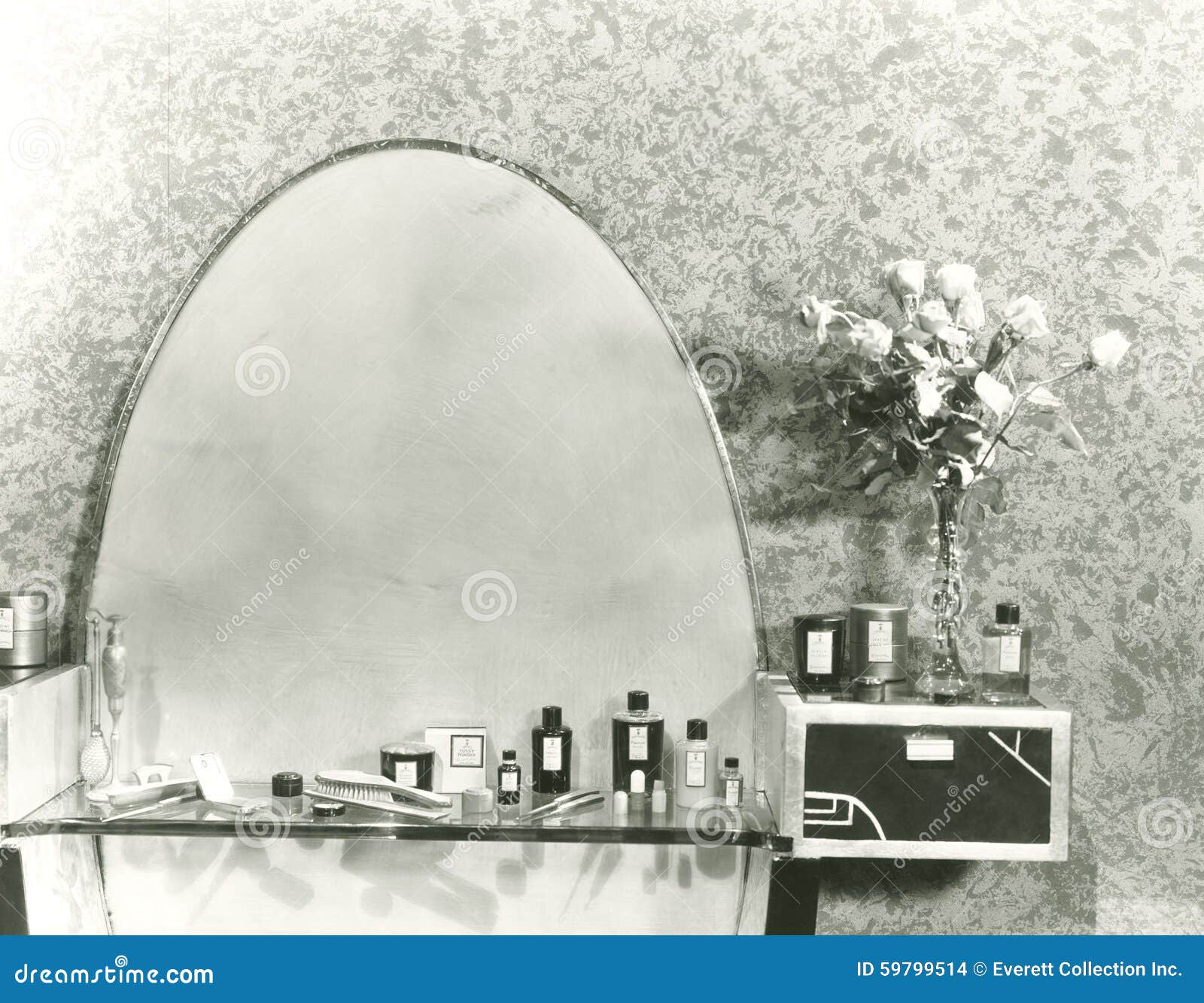 1930s vanity set