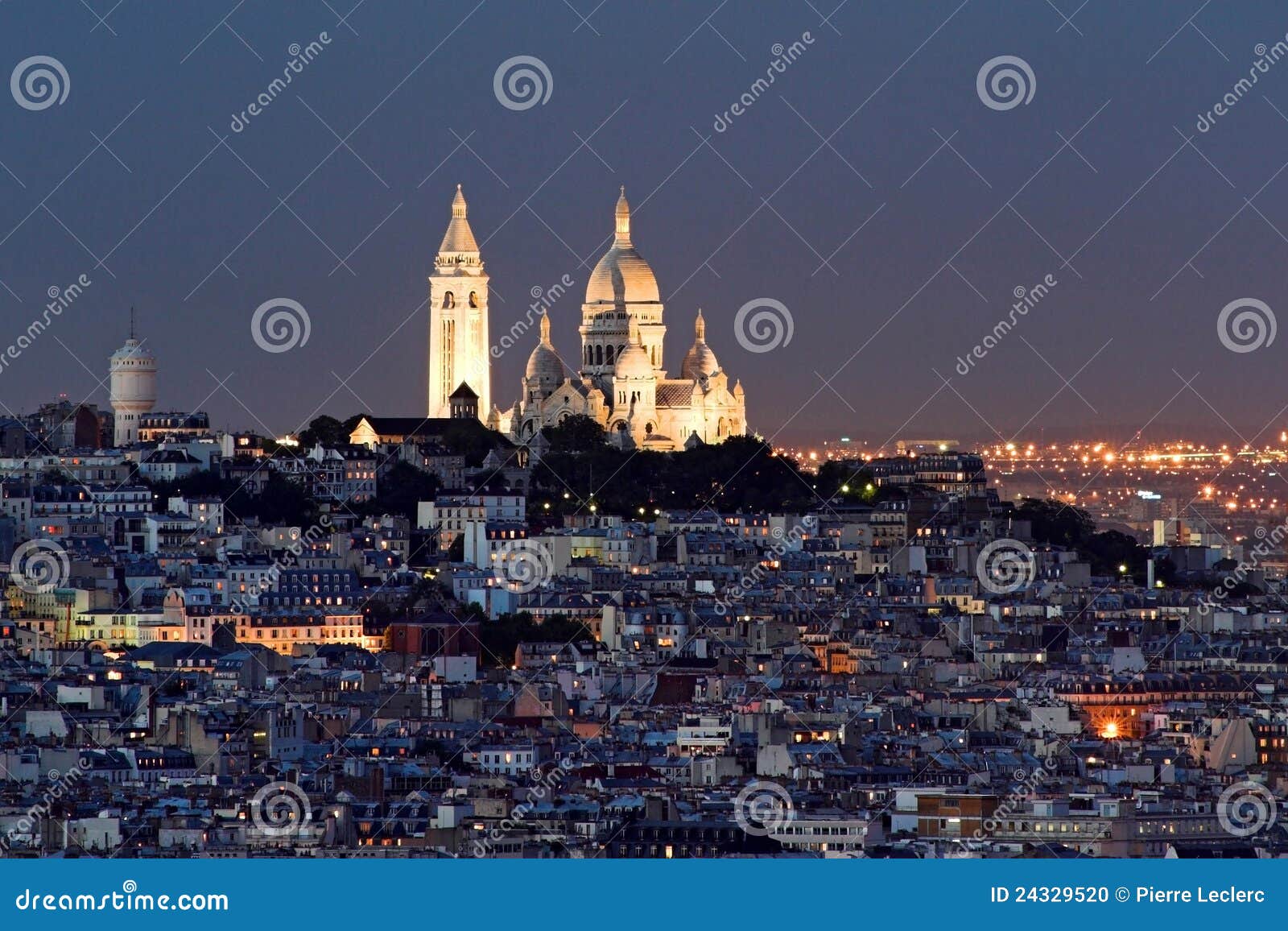 sacre coeur at the submit of montmartre, paris