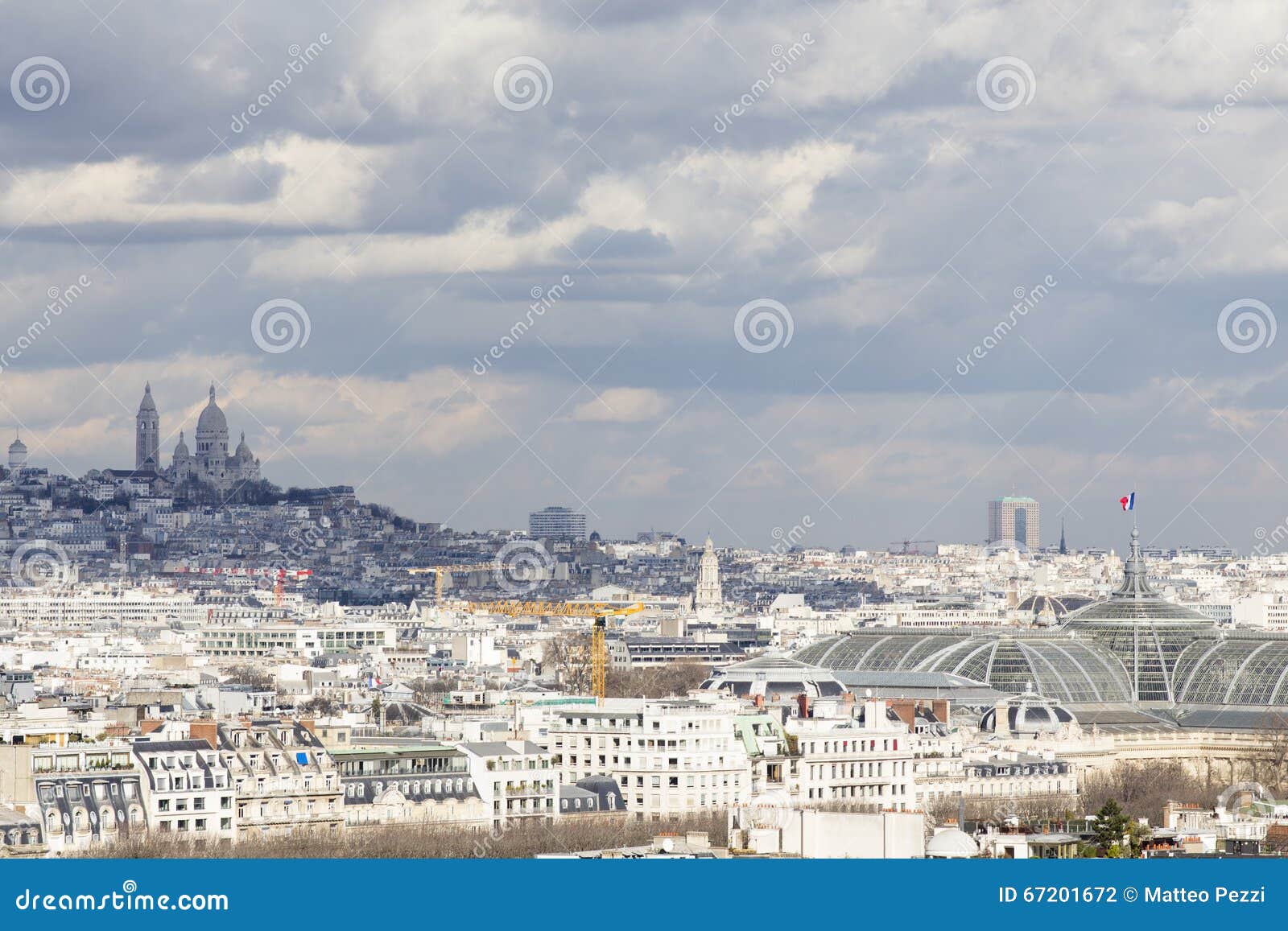 Sacre Coeur, Παρίσι από το γύρο Άιφελ. Το μεγάλο Palais, Montmartre, το Sacre Coeur που βλέπει από το γύρο Άιφελ
