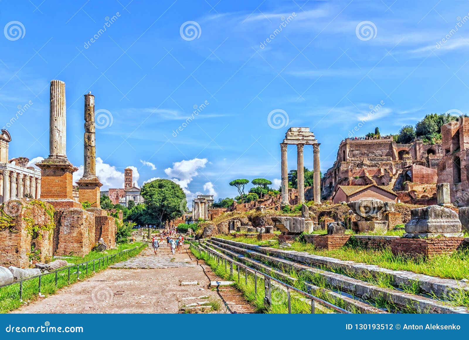 the sacred road the via sacra, the main road of the roman forum