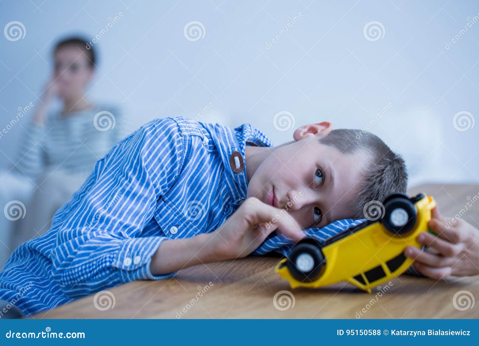 Sad Boy Toy Stock Illustrations – 736 Sad Boy Toy Stock Illustrations,  Vectors & Clipart - Dreamstime